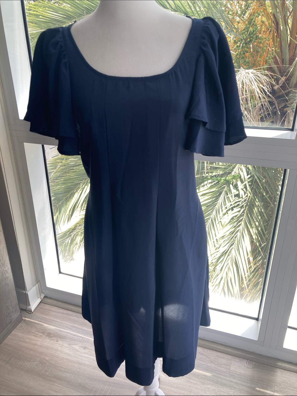 H&M Navy Scoop Neck Flutter Sleeve Dress size 6